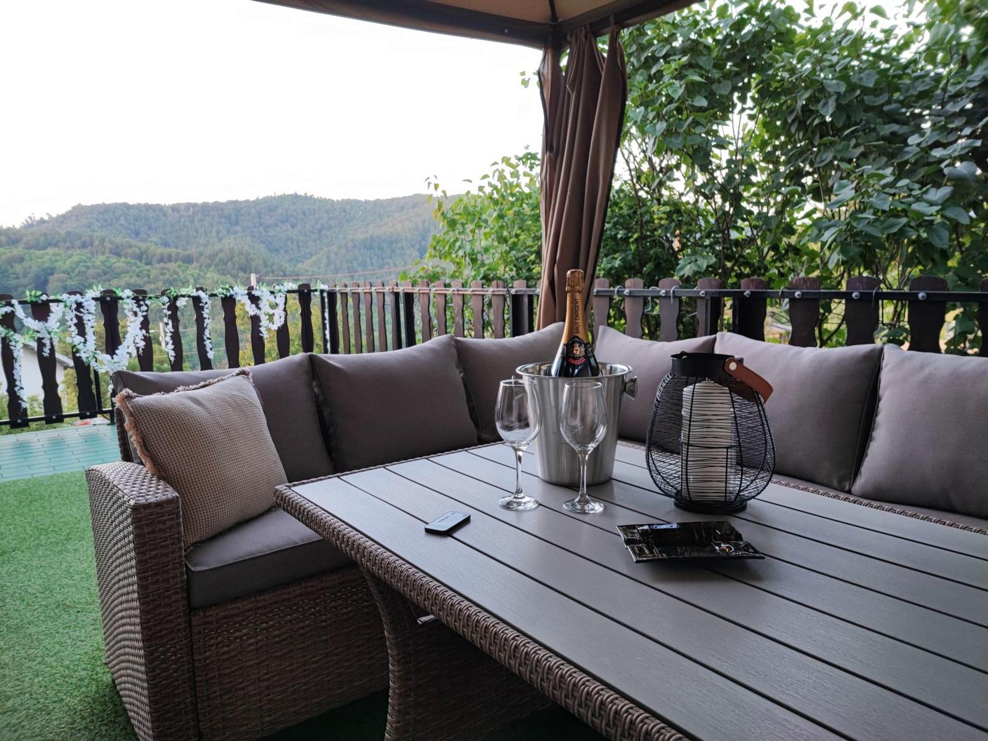 Zagora Hills Apartman Krapina Exterior foto